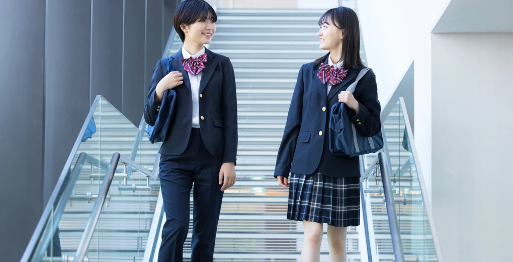 進化する金原の制服のイメージ